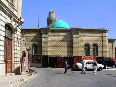 Baku street - rug sellers