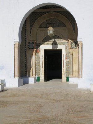 Kairouan - mosque entrance
