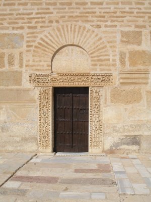 Kairouan - Great Mosque - small doorway into minaret