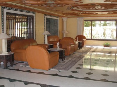 Kairouan - La Kasbah Hotel, bar off lobby