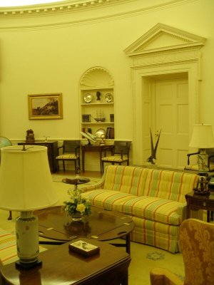 Gerald R. Ford Museum - full scale replica of the Oval Office
