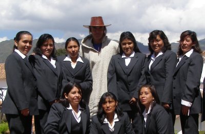 Me, El Chango Bendito con mis chicas