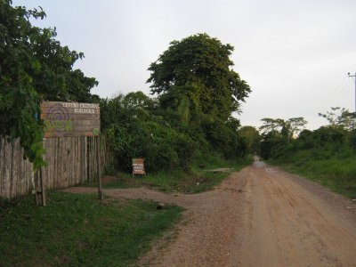 Entrance to Kapievi on the Caratera Tambopata