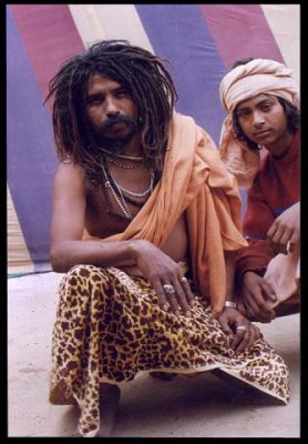 2sadhu.jpg