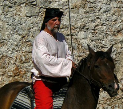18_Sep_09-01 -Novigrad Horseman