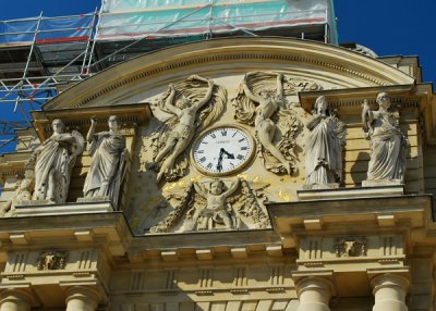 Luxembourg - Clock Details