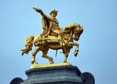 Brussels-Horseman statue