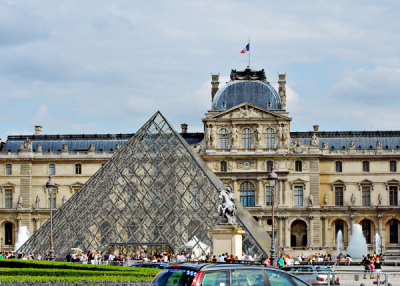 Louvre-The Big Pyramid