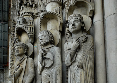 Chartres Exterior Sculptures