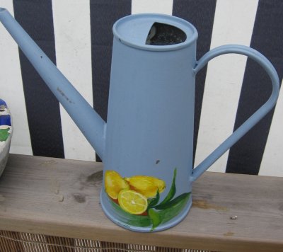 ...och alla dessa citroner, hobbylackfärg på plåt