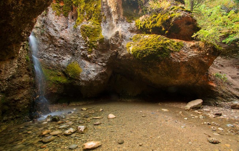 Grotto Falls