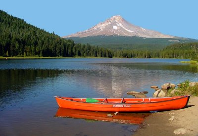 Mt Hood & Lake Trillium