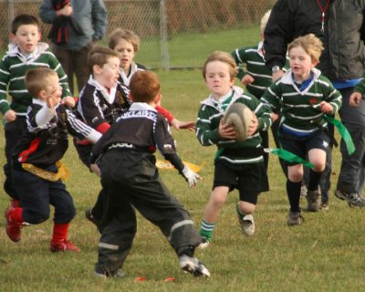 Swansea Uplands Juniors v  Penclawdd Nov 08