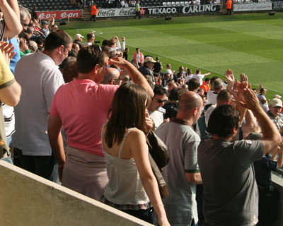 Happy Fans