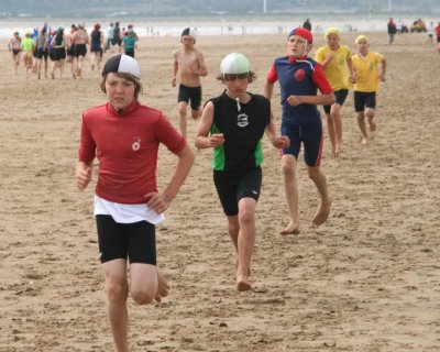 Lewys Leads The Way
