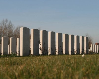 Graves at Artillery wood