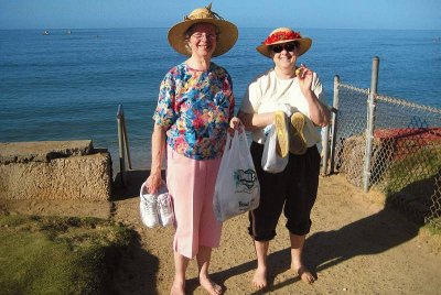 Joanne & Ann beach gleaners