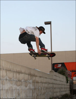 trikstarskate1.jpg