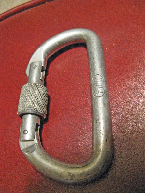70s  SMC  Locking Carabiner
