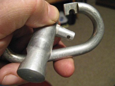 Braker Bar  On Old  Liberty Oval Carabiner ( Note: Old Style Notch In Gate )