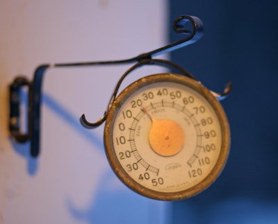 70 Year Old  Official   Temp. Gauge At Trinity. ( Balmy 22 Degree Morning )