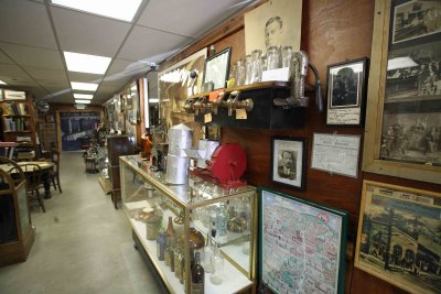 Roslyn Museum,,, A Treasure Chest Of Facts And History