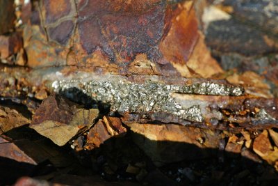 Minerals In Iron Ore Near Sahale Ice