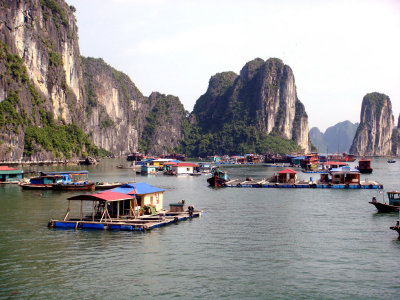fishing-village-halong-bay
