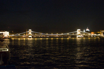 Chain Bridge at night