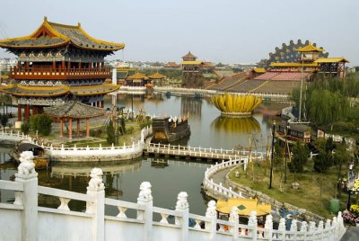 Kaifeng Millenium City Park:, recreating the Song Dynasty