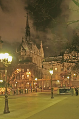 Nov 21 08 - Paris at Night.jpg