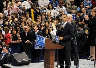 20080204-075-Obama_RallyA.JPG