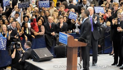 20080204-104-Obama_RallyA.JPG