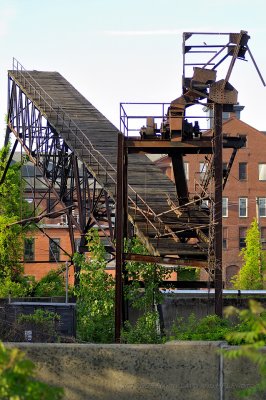 Abandoned industrial conveyor.JPG