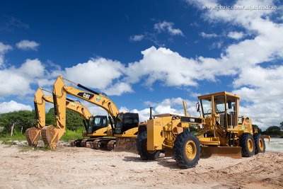 Escavadeiras, Trator e Patrol - Caterpillar