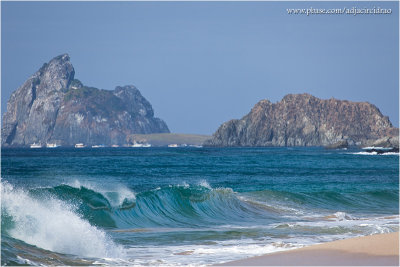 Vistas das ondas e ilhas secundrias