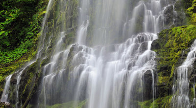 OR - Proxy Falls - Cascade Closeup 1