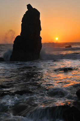 Pacific Valley - Sea Stack & Setting Sun