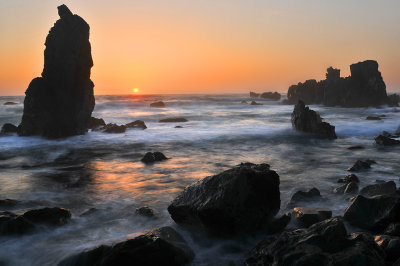 Pacific Valley - Sea Stacks & Setting Sun