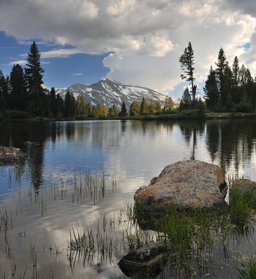 Yosemite NP - Snowy Peaks 3