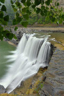 Letchworth Falls State Park - Lower Falls 3.jpg