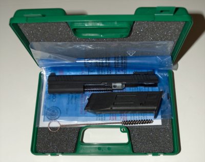 D80 - 10 mm - 05 - EAA 22LR top end Kit lid open -  cropped ASF1 - 1011144.jpg