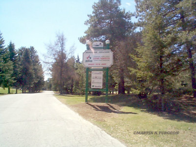 Welcome sign 2002