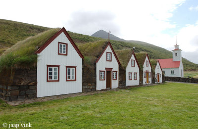 Laufás