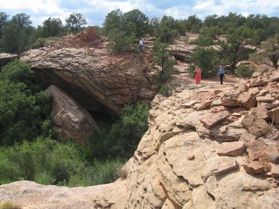 Craig took us to see some Anasazi ruins at Mule Canyon