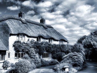 Cottage at Corfe Castle in Mono Tone