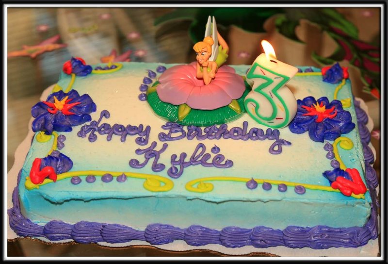 Kylies Tinkerbell cake