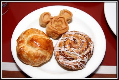 Assorted yummy treats that Mickey slaved in the kitchen all morning to make :-)