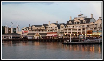 The other side of the Boardwalk... home of the ESPN club, the Bakery, and the Sweet shop (what more could anyone ask for?!)