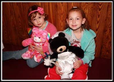 We let Noelle pick out a new outfit for her bear (Bella), and the bears come with us for a birthday dinner at Outback